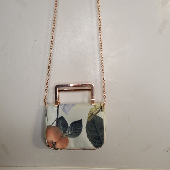 Ted Baker Floral Crossbody Bag - Multicolor Little Stain. See Photos - Picture 6 of 11